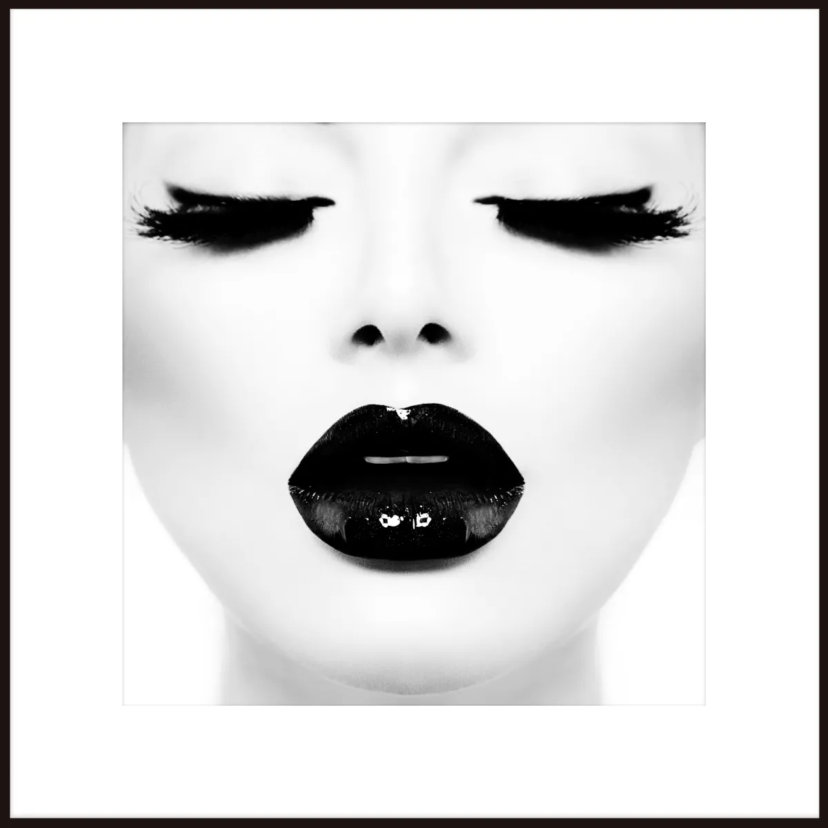 Print slika Artbox AB124 50x50cm Black Lips Styler