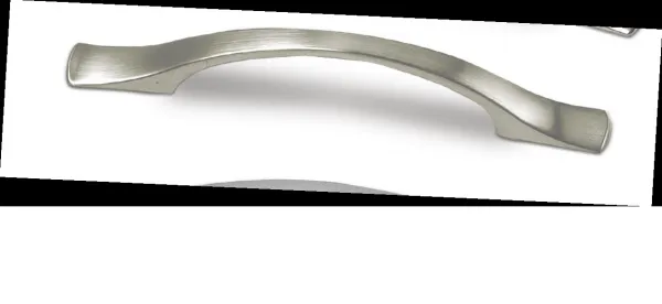 Ručica za nam. 96mm nikl satin. Estamp
