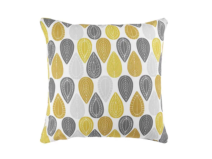 Ukrasni jastuk 60x60cm beli sa žutim i sivim listovima  D. d Interieur