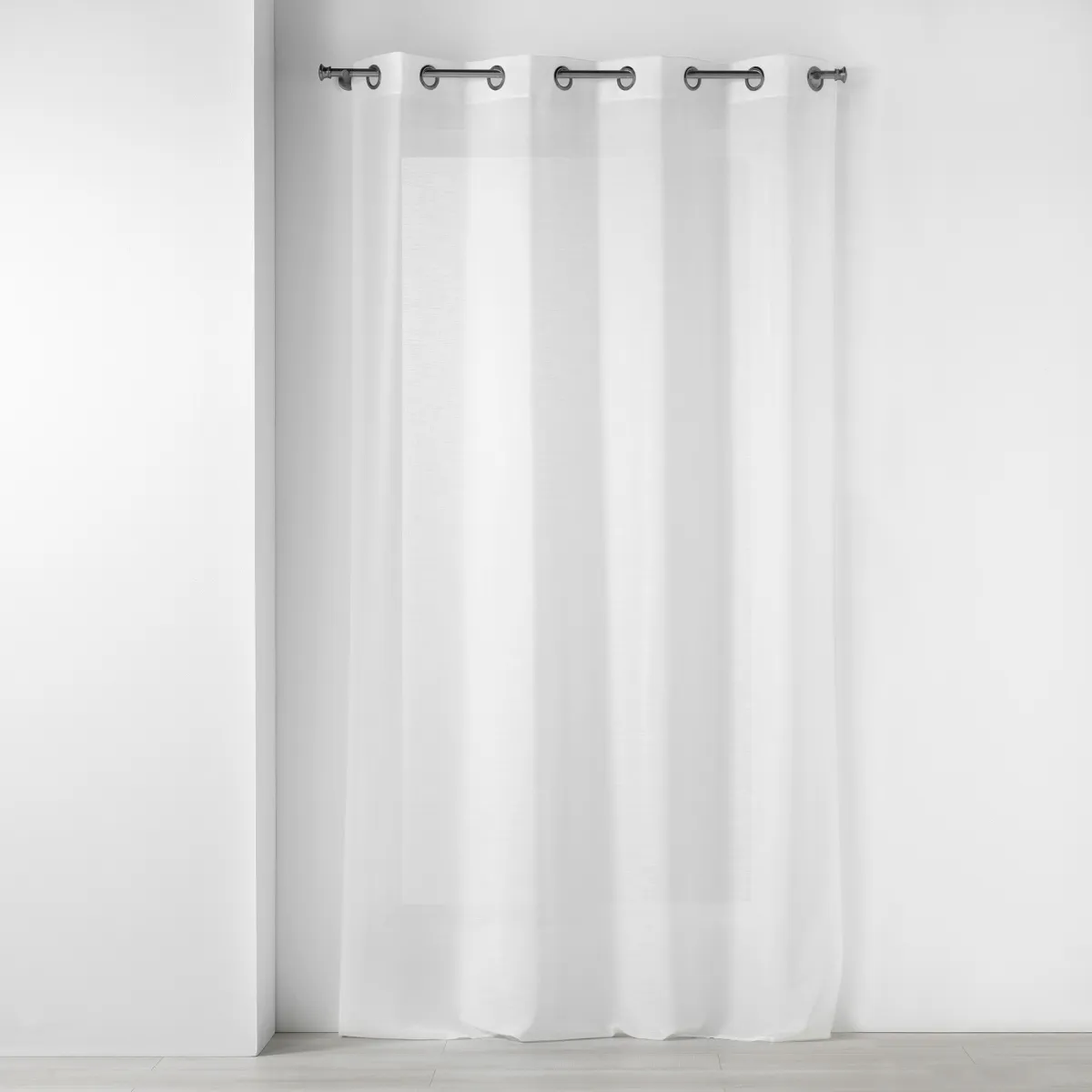 Zavesa Luminea 140x240cm sa otvor. za garniš. bela D. d Interieur