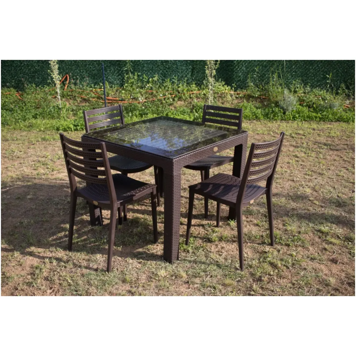 Baštenski set ZEBA 4 stolice i sto sa staklom 90x90  Braon