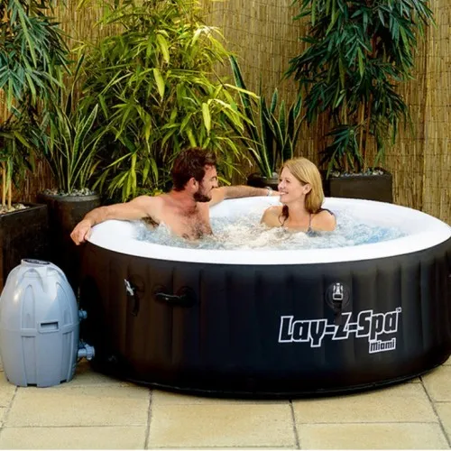Jacuzzi za dvorište Black Spa sa grejačem vode
