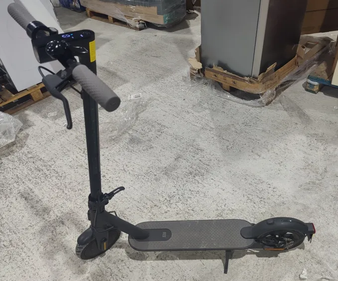 B-roba Električni trotinet 1S
