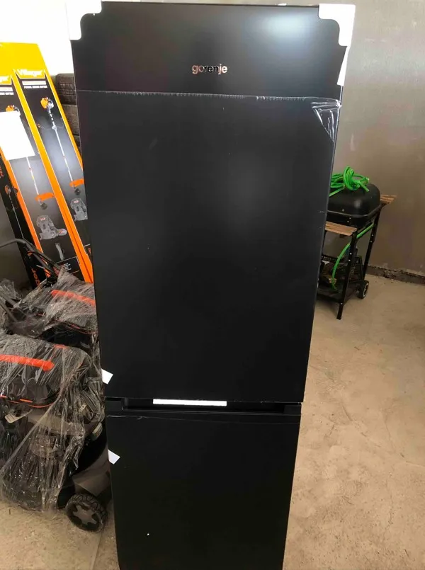 B-roba GORENJE Kombinovani frižider NRK418ECB4 182.4 cm
