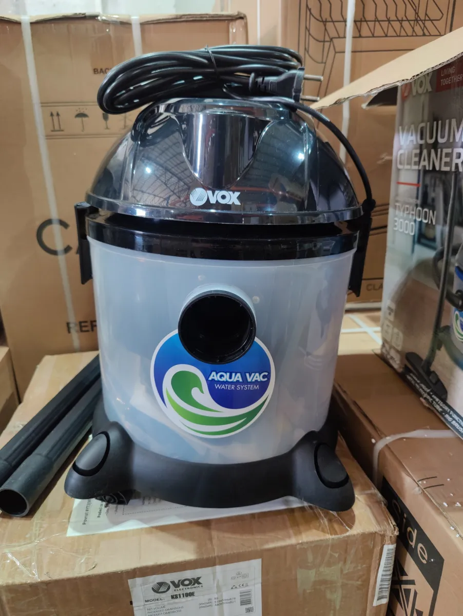 B-roba  VOX Usisivač Typhoon 3000  Vodena filtracija 2800 W Crna