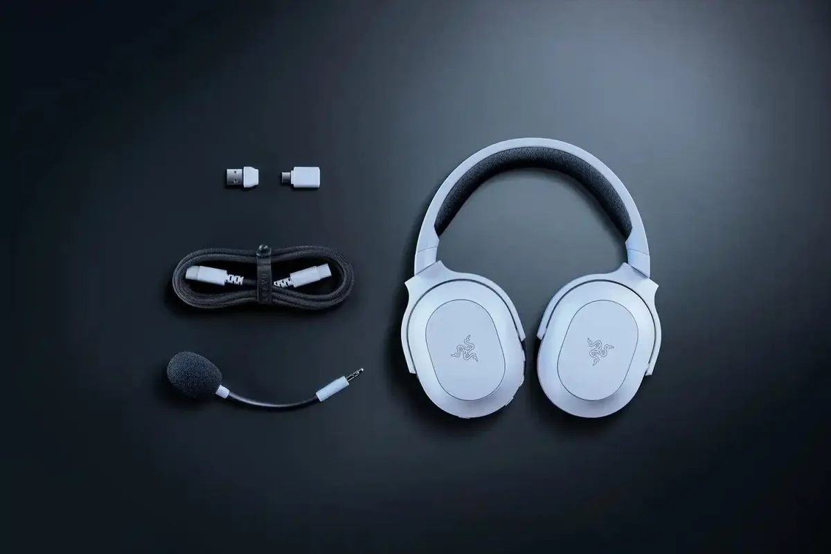 Bežične slušalice sa mikrofonom RAZER Barracuda X Chroma Multi-Platform White