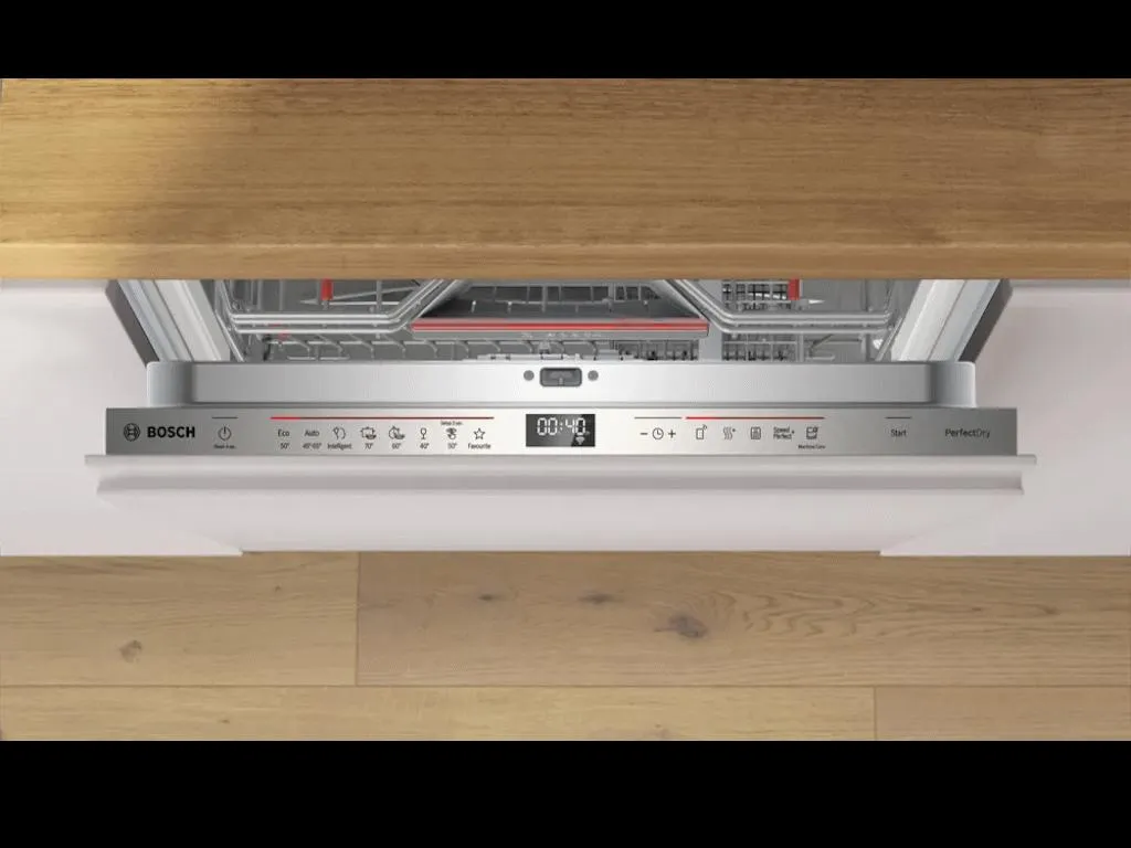 Sudomašina BOSCH SMV6ZDX16E/Serija6/ugradna/B/13 kompleta/3. korpa/815x598x55cm/bela