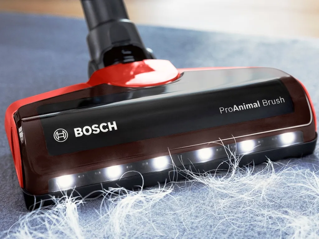 Usisivač BOSCH BCS711PET/sa posudom/štapni/fleksibilna cev/ProAnimal/crvena