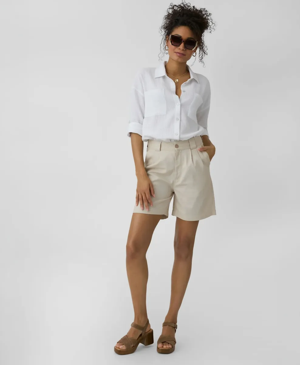 Bela košulja dugih rukava