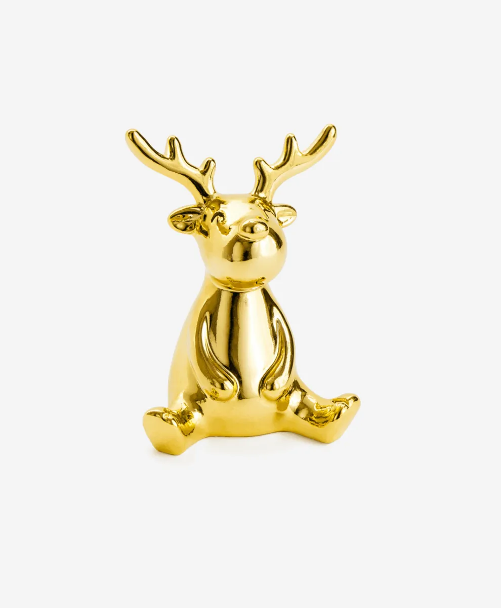 Keramički irvas koji sedi