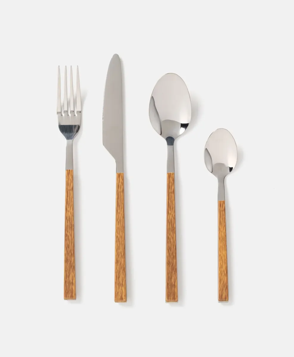 Set pribora za jelo 16 kom.