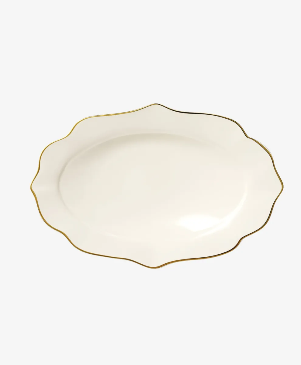 Tanjir za serviranje sa zlatnim obodom