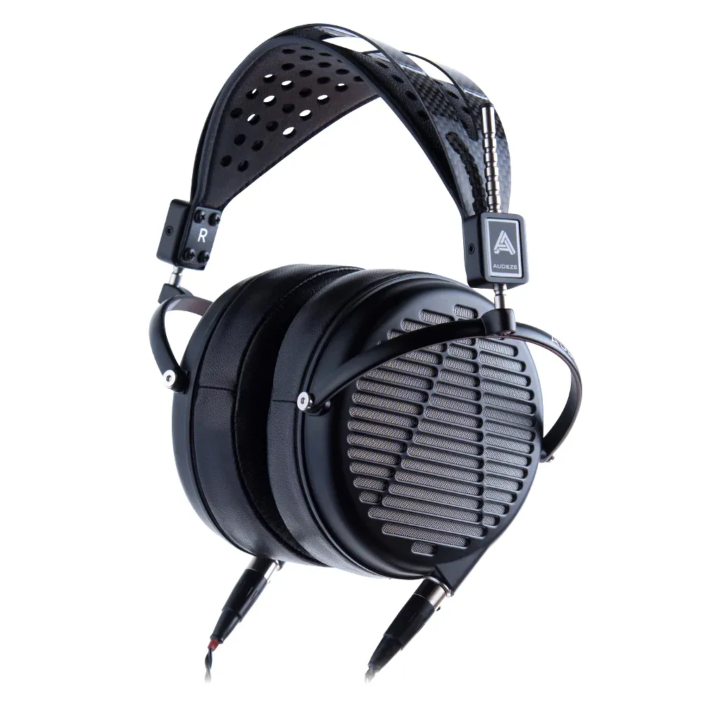 Audeze LCD-MX4 + travel case