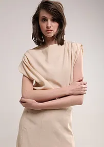 BLUZA SA DRAPIRANIM RAMENIMA