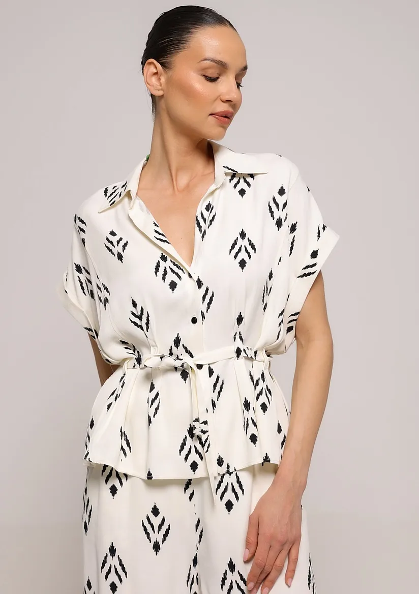BLUZA SA GEOMETRIJSKIM DEZENOM