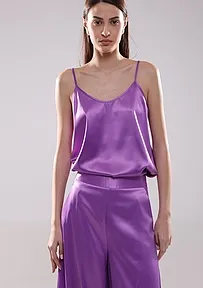 BLUZA SA TANKIM BRETELAMA