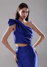 ELEGANTAN TOP SA NABIRANJEM