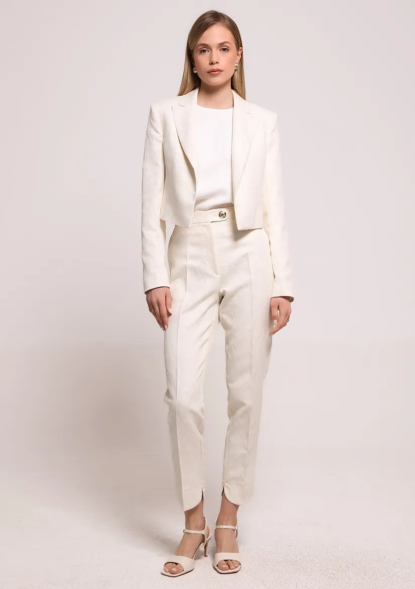 ELEGANTNE BEŽ PANTALONE VISOKOG STRUKA