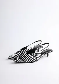 SANDALE SA ZEBRA PRINTOM
