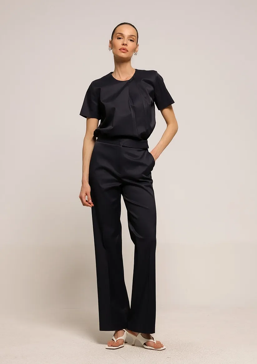 TEGET PANTALONE RAVNOG KROJA