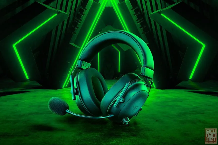 Razer BlackShark V2 HyperSpeed - Wireless Ultra-Lightweight Esports Headset, Black (RZ04-04960100-R3U1)