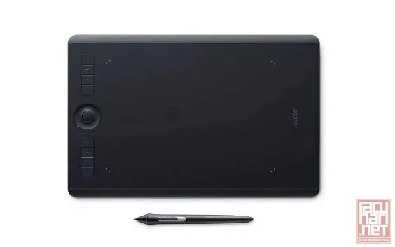 Wacom Intuos Pro M, USB/Bluetooth, 224x148mm Active area (PTH-660-S)