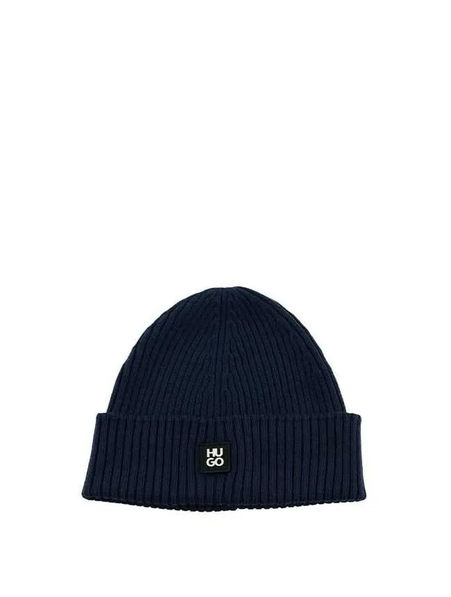 Hugo - vunena muška kapa