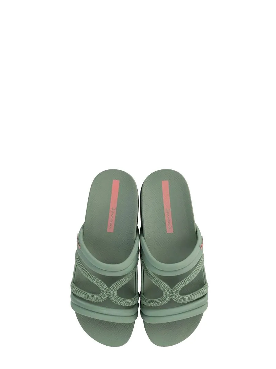 Ipanema walk slide fem
