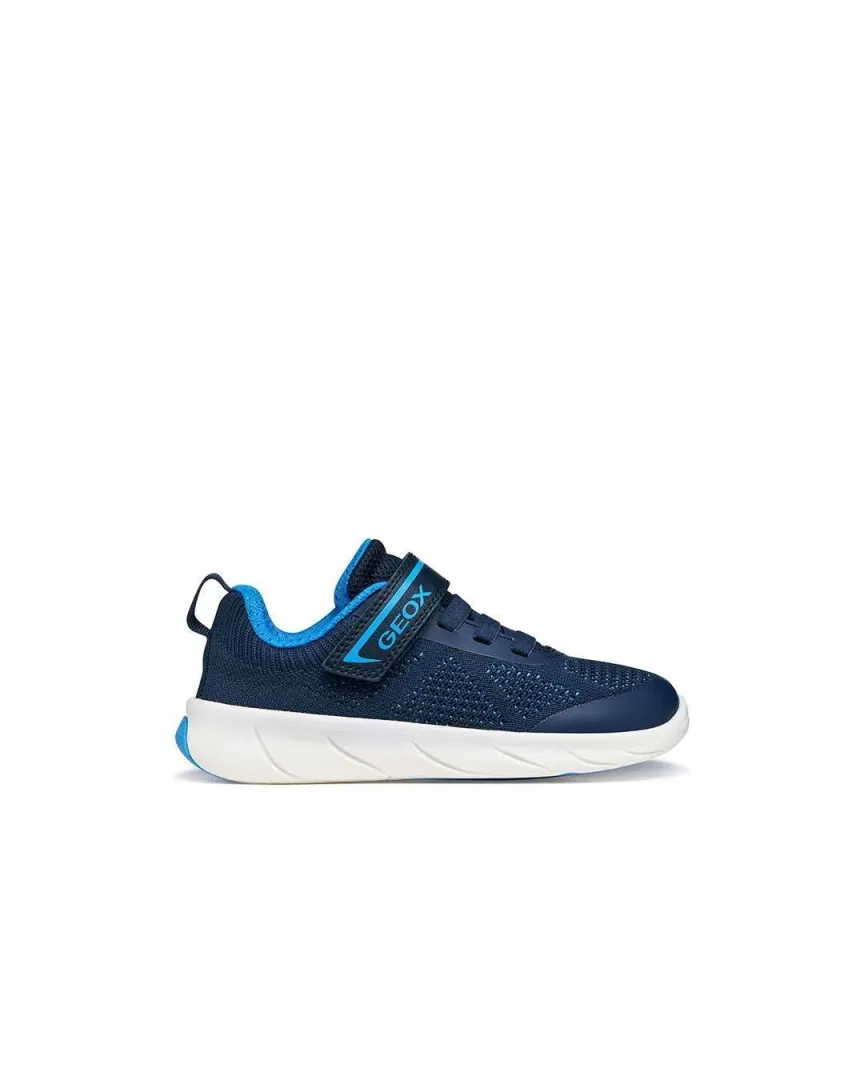 J foot-run boy