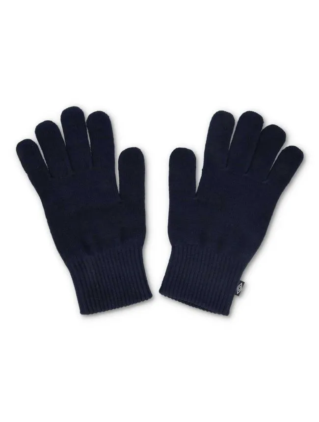Knitted gloves