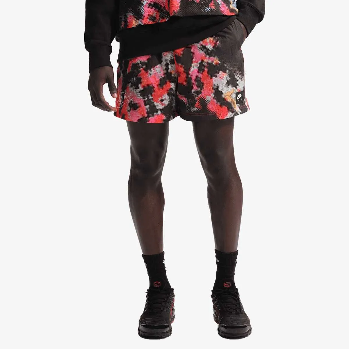 M nk air wvn short