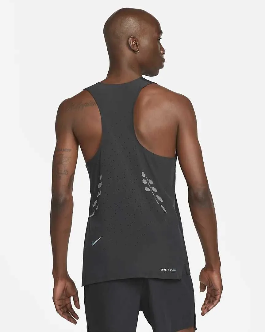 M nk dfadv run dvn pnncle tank