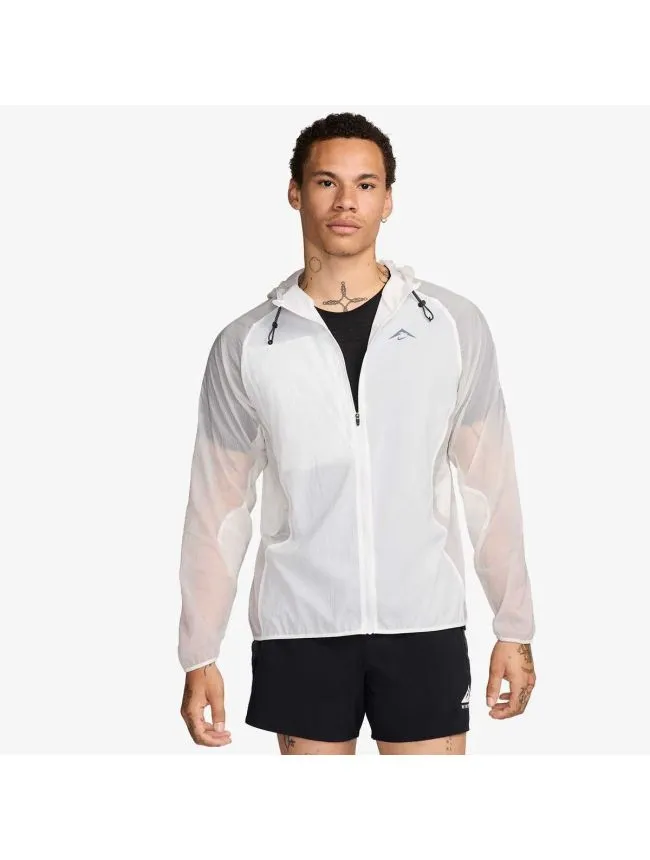M nk trail aireez jkt
