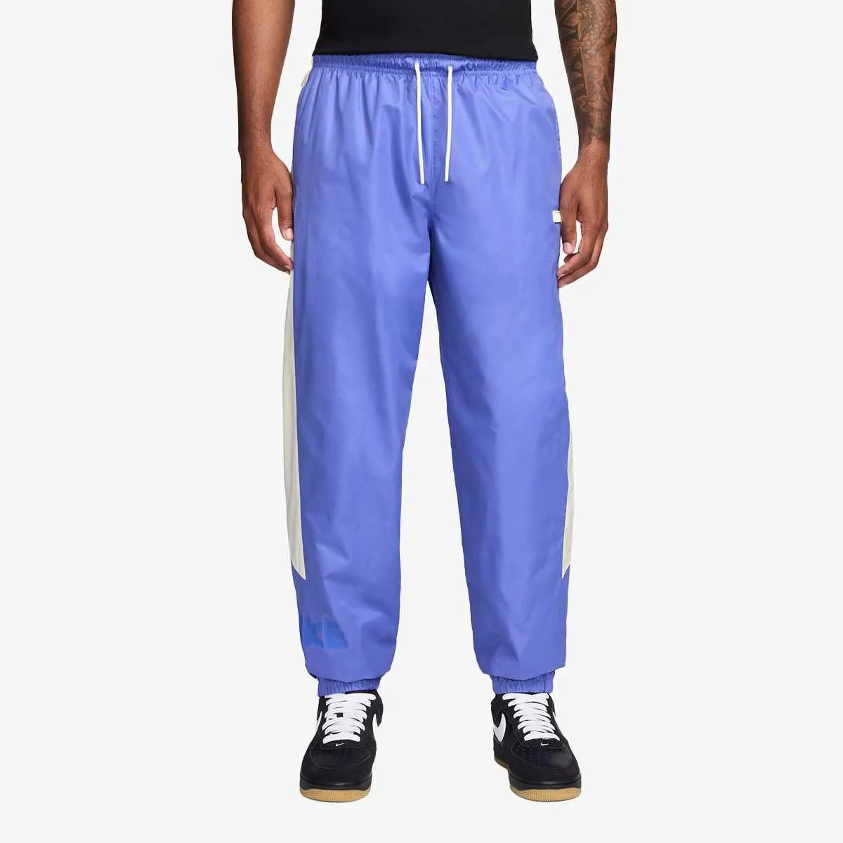 M nk wr gfx wvn pant