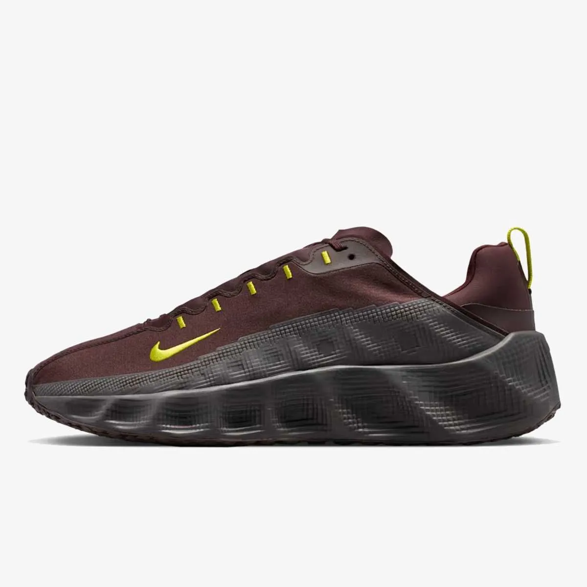 Nike ava rover reflectivity