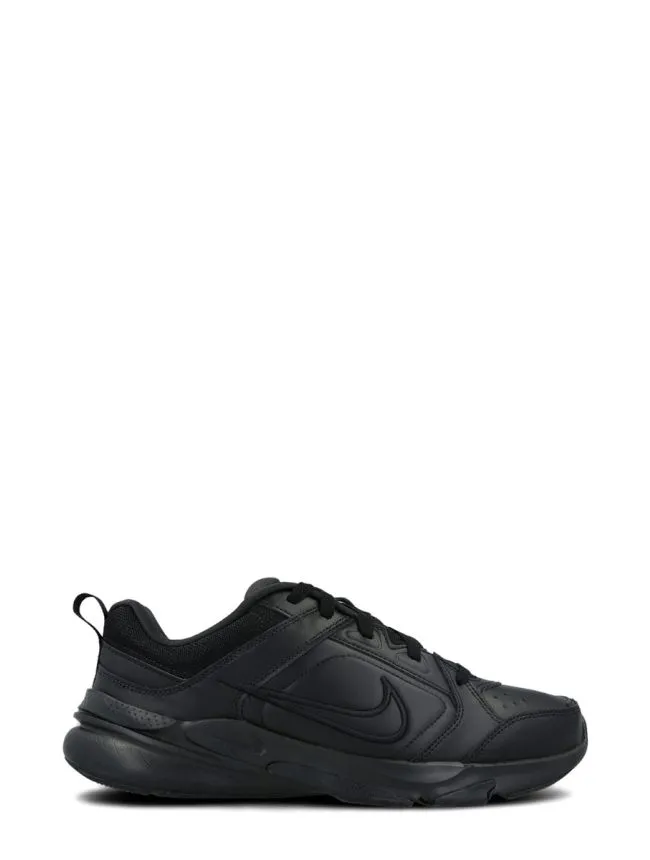 Nike defyallday