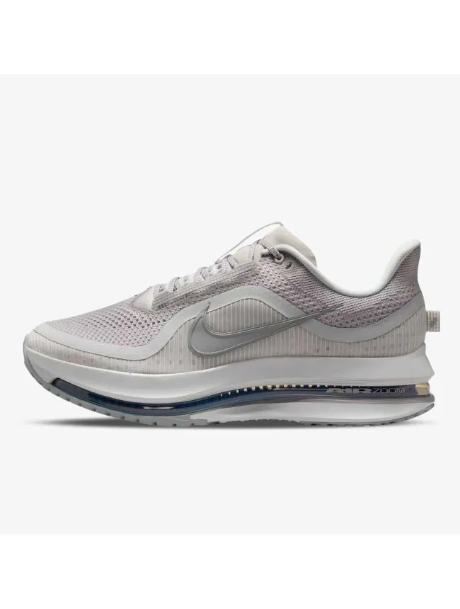 Nike pegasus premium