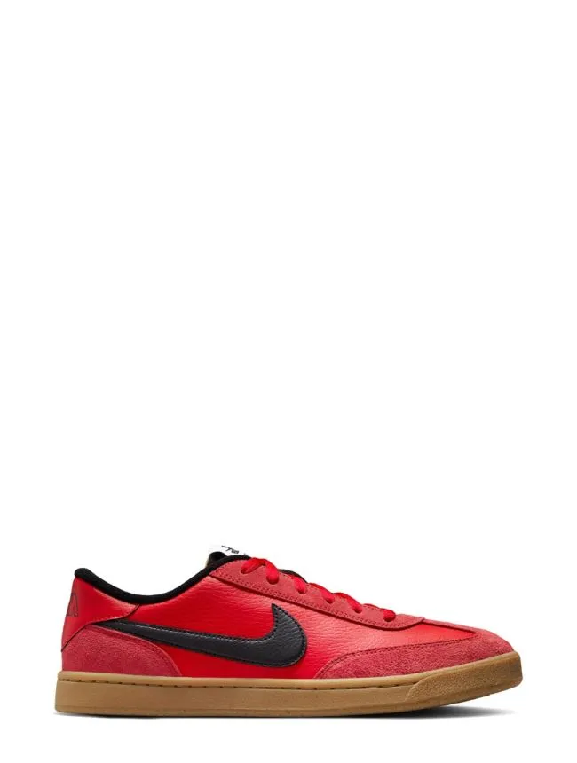 Nike sb fc classic