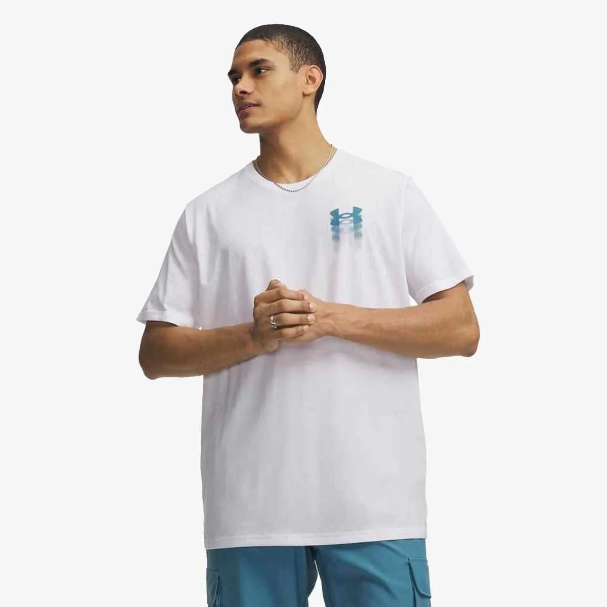 Ua m blur logo ss