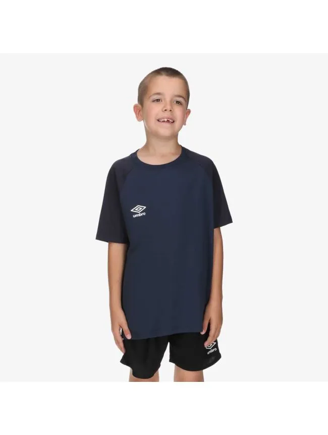 Umbro training shirt jnr