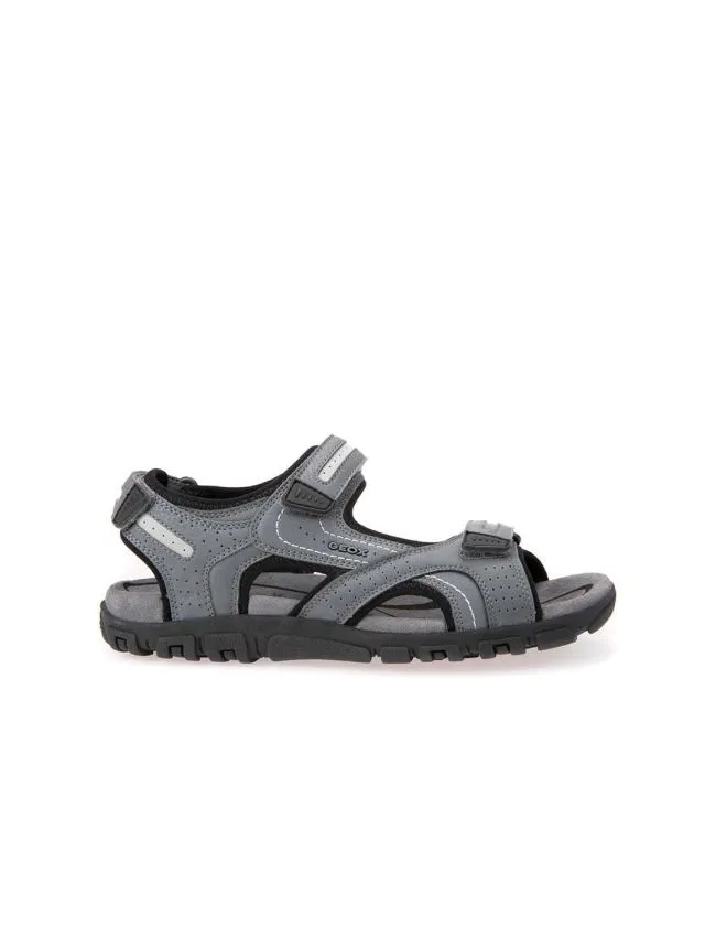 Uomo sandal strada
