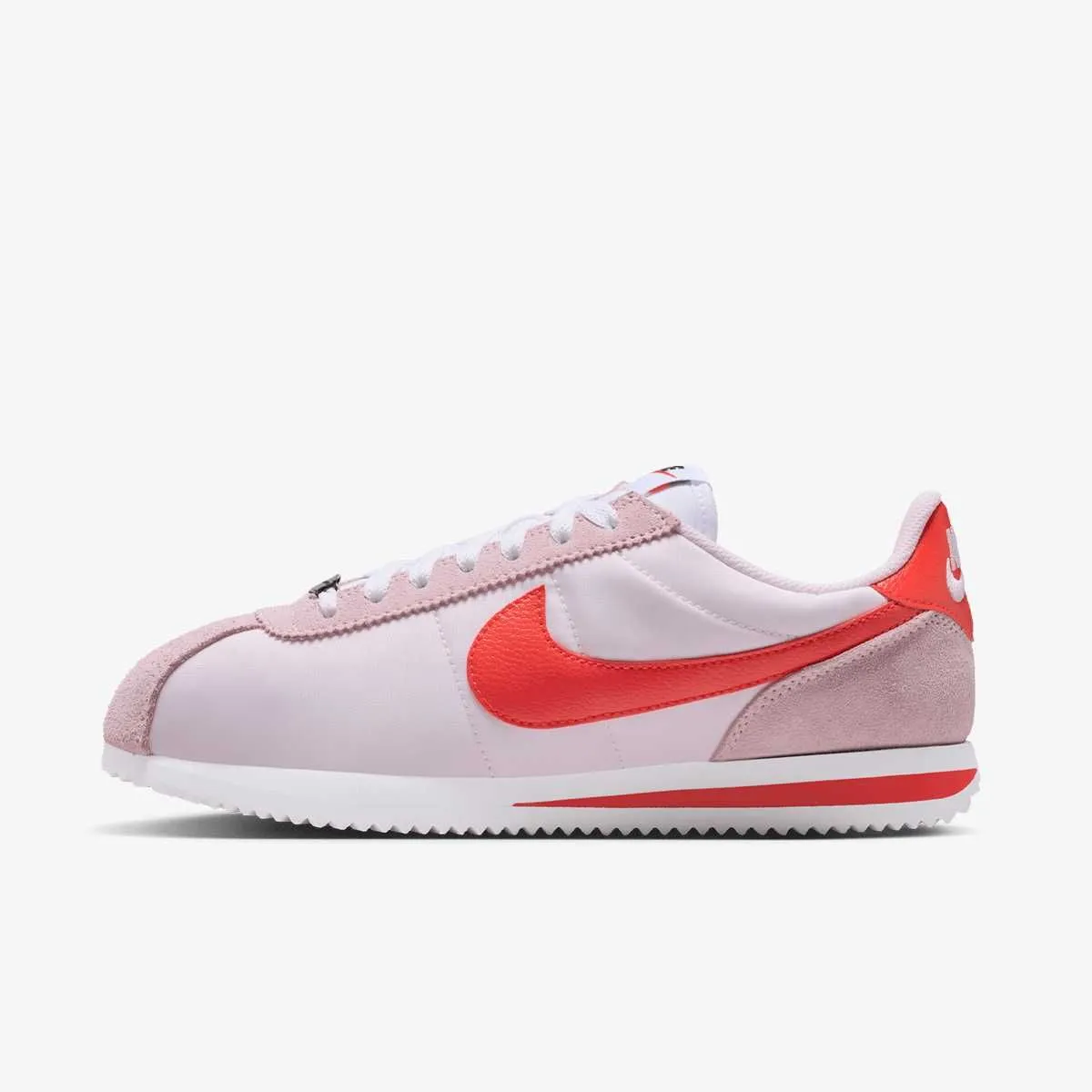 W nike cortez txt