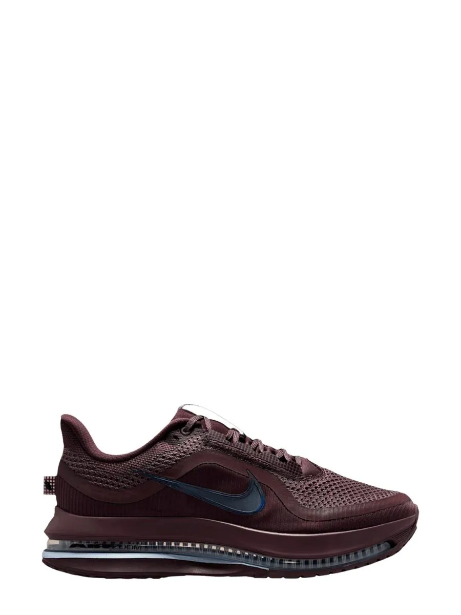 W nike pegasus premium