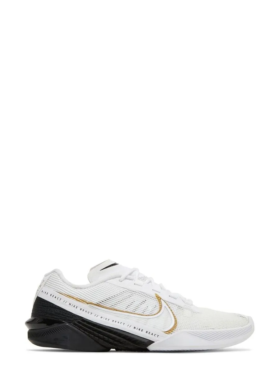 W nike react metcon turbo