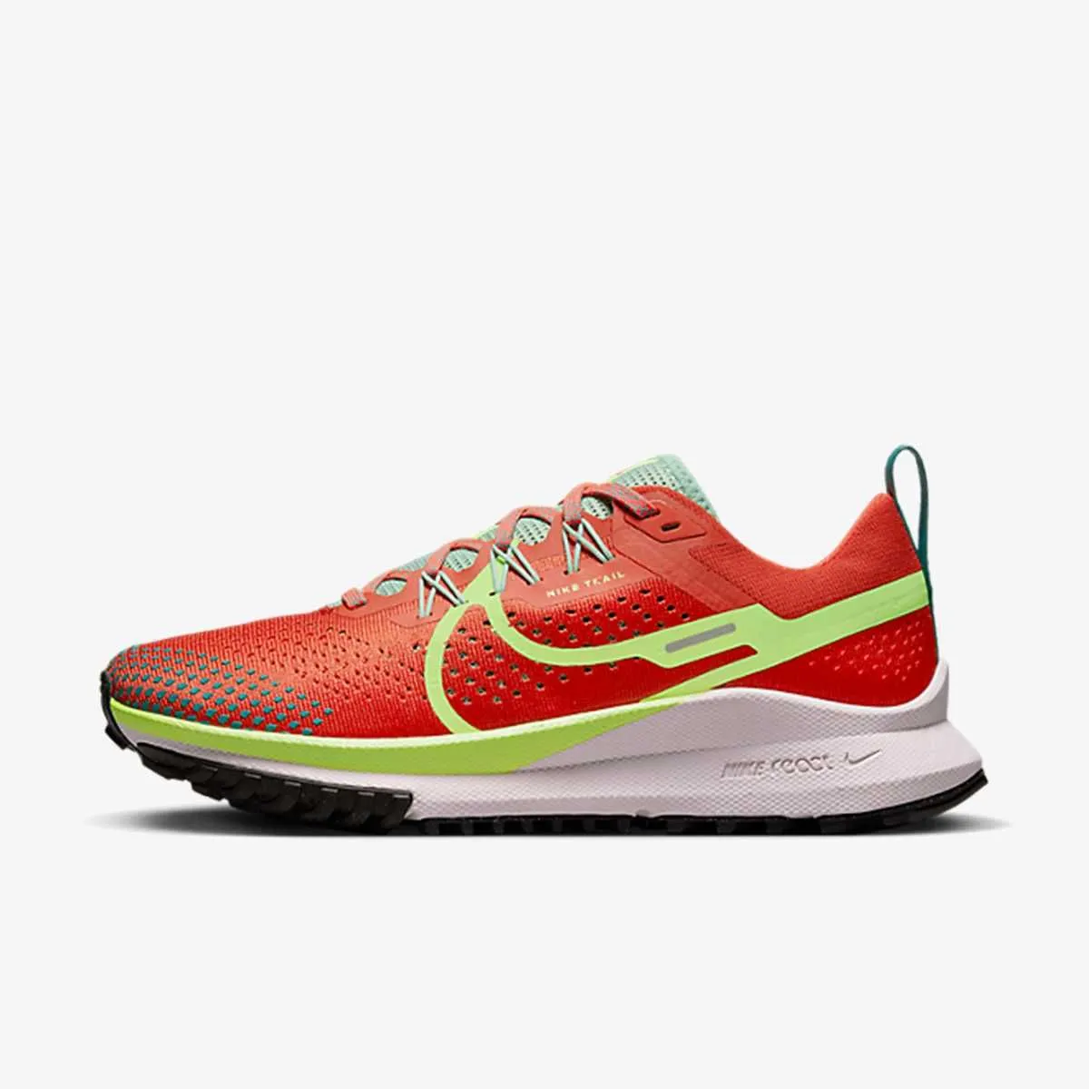 W nike react pegasus trail 4
