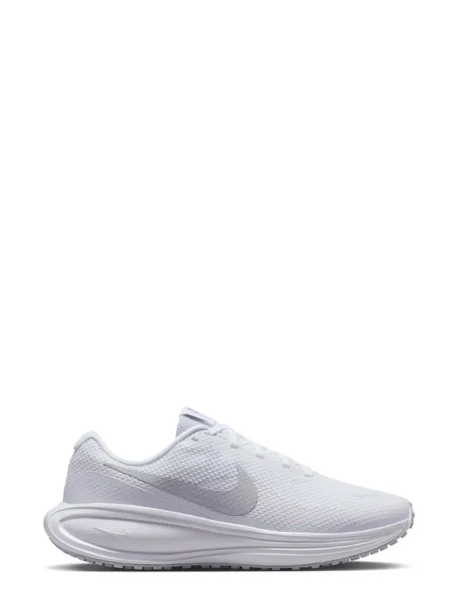 W nike revolution 8