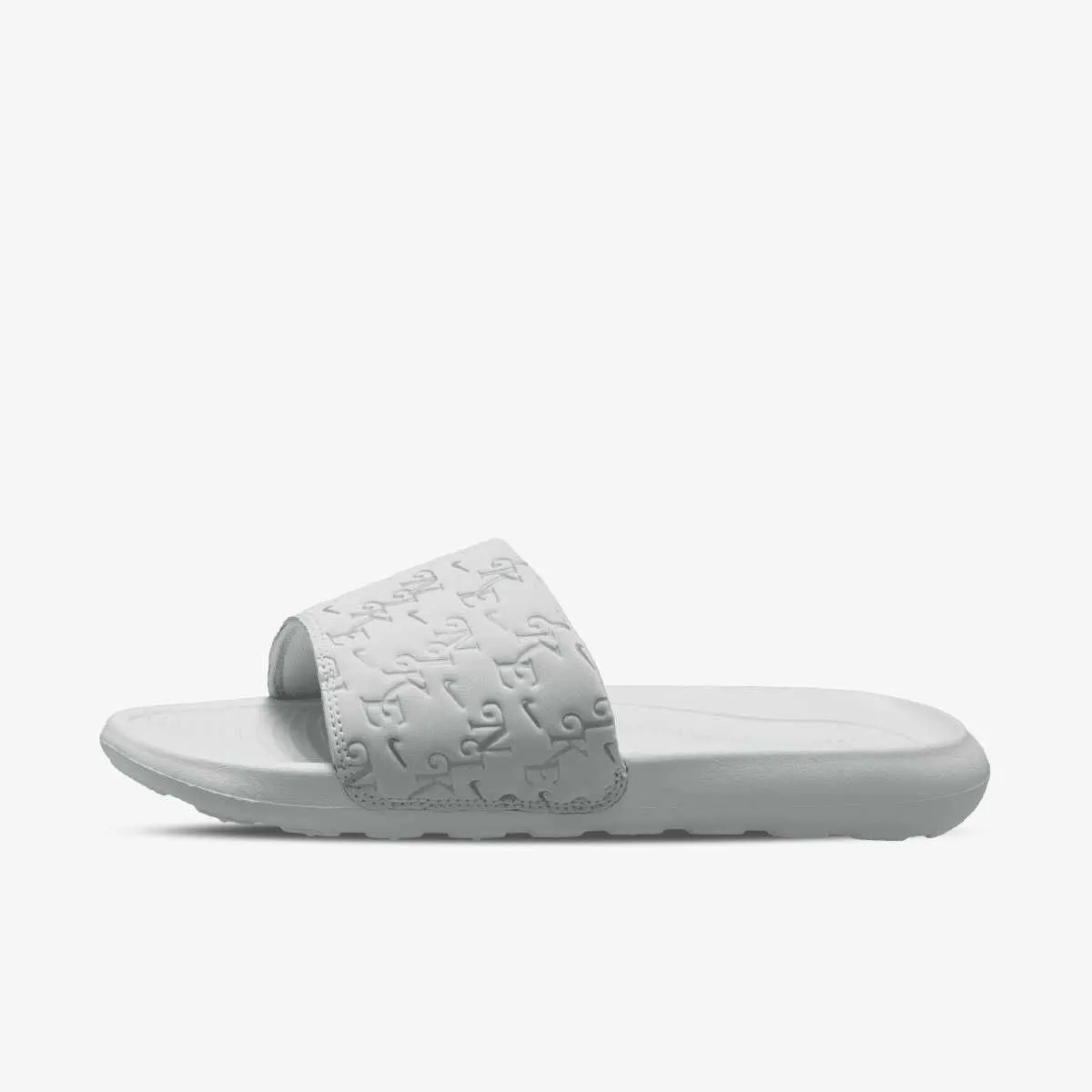 W nike victori one slide print