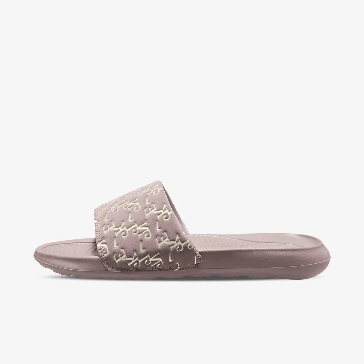 W nike victori one slide print