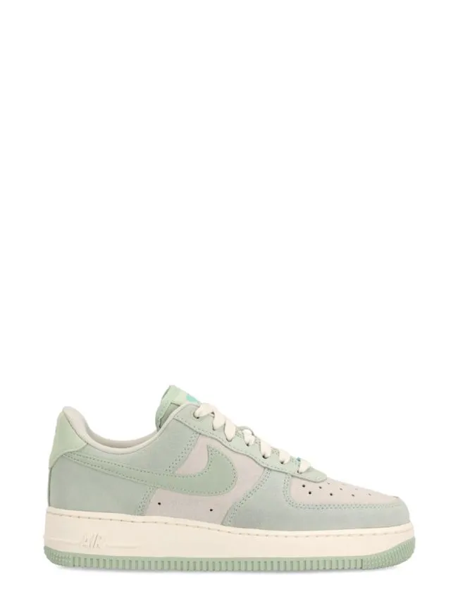 Wmns air force 1 '07 se trk3