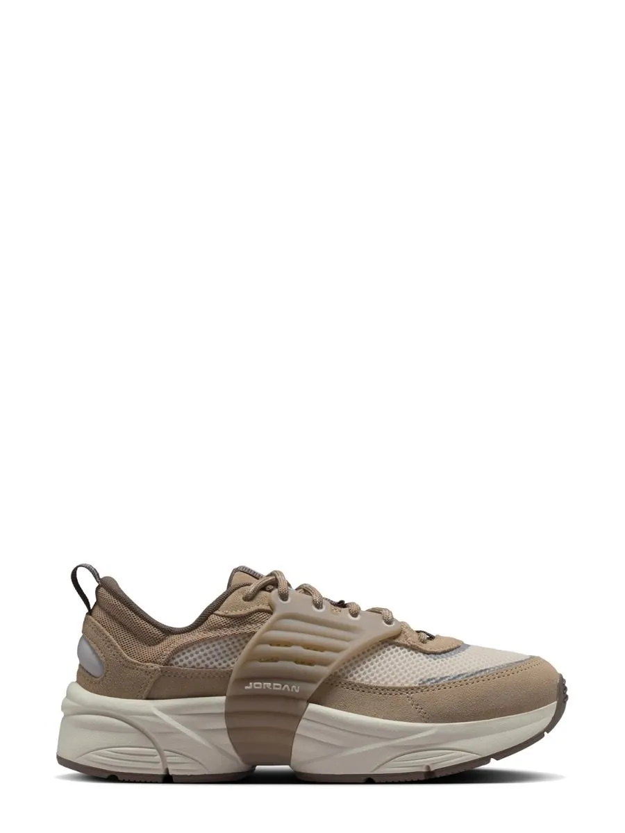 Wmns jordan trunner o/s